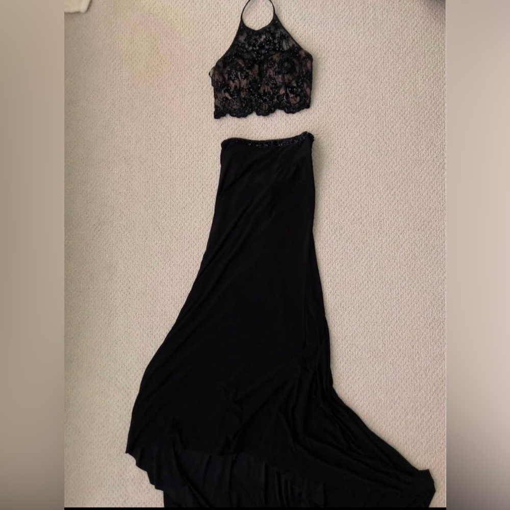 Sherri hill two piece prom dress - Picture 2 of 7